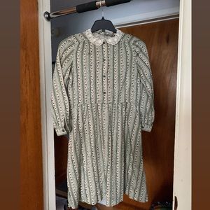 Prairie vintage dress!